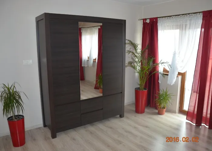 Bed & Breakfast Ceglany Dworek